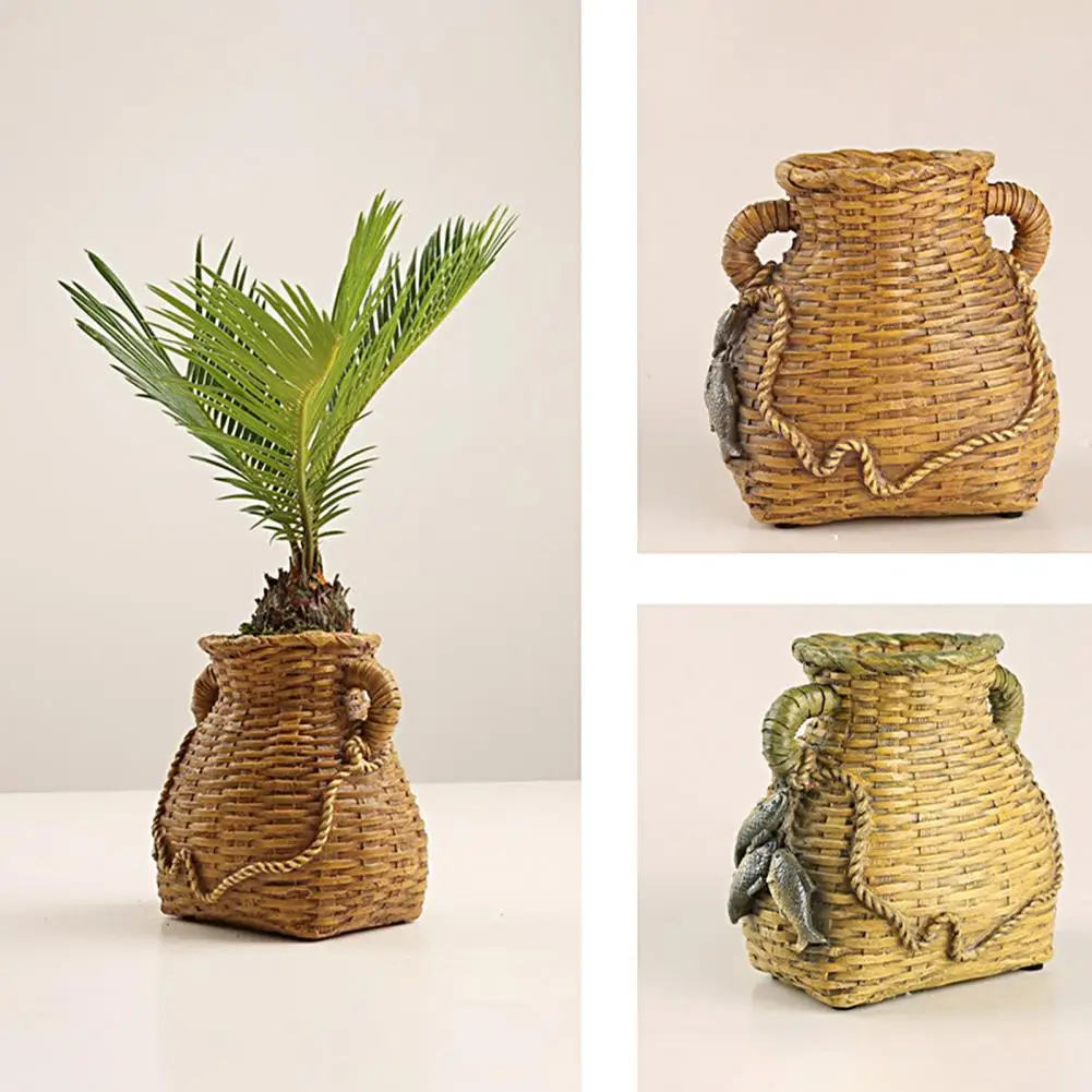 Chic Garden Pot Ornament Fish Basket Shape Multifunctional Flowerpot Realistic Fish Mini Flowerpot Ornament
Chic Garden Pot Ornament Fish Basket Shape Multifunctional Flowerpot Realistic Fish Mini Flowerpot Ornament