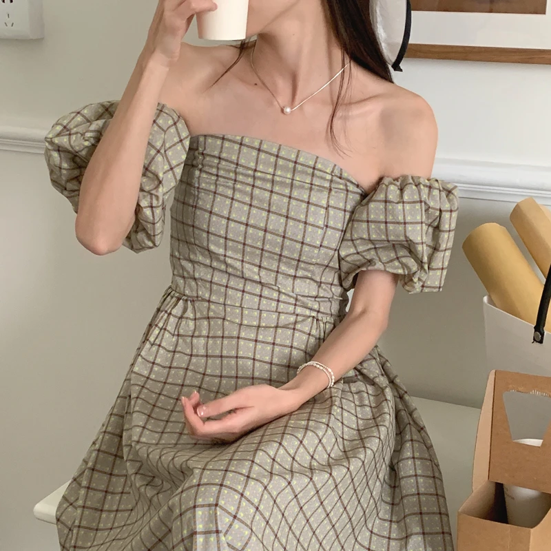 Women's Summer Sweet Strapless Long Plaid Dress 2022 Female Puff Sleeve Slim Waist A-line Elastic Midi Sundress
Women's Summer Sweet Strapless Long Plaid Dress 2022 Female Puff Sleeve Slim Waist A-line Elastic Midi Sundress