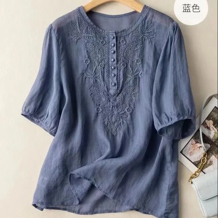 2023 Summer New Loose Comfortable Round Neck T-shirt Literature and Art Solid Color Embroidery Fashion Women's Casual Blouses
2023 Summer New Loose Comfortable Round Neck T-shirt Literature and Art Solid Color Embroidery Fashion Women's Casual Blouses