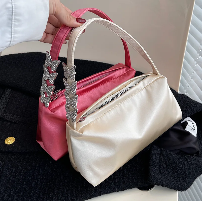 Simple Style Shoulder Bag Korean Tide Small Tote Bag For Women 2022 Fashion Handbags Party Clutch Ins Trend Lady Underarm Bags
Simple Style Shoulder Bag Korean Tide Small Tote Bag For Women 2022 Fashion Handbags Party Clutch Ins Trend Lady Underarm Bags