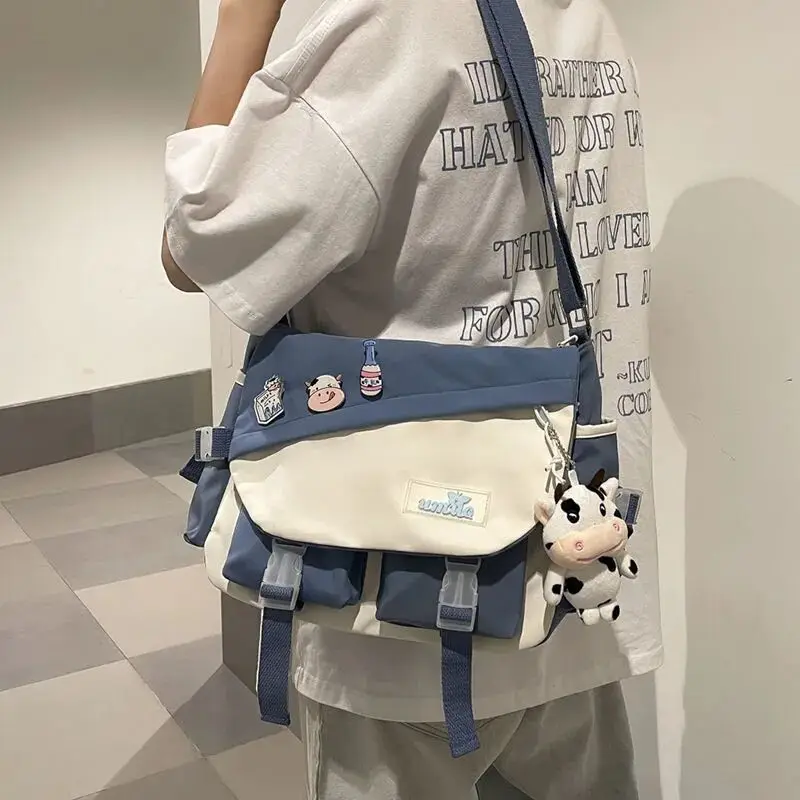 Waterproof Nylon Shoulder Bag for Women Large Capacity Messenger Bag Letter Print Men Woman Crossbody Bags Girl Student Satchels
Waterproof Nylon Shoulder Bag for Women Large Capacity Messenger Bag Letter Print Men Woman Crossbody Bags Girl Student Satchels