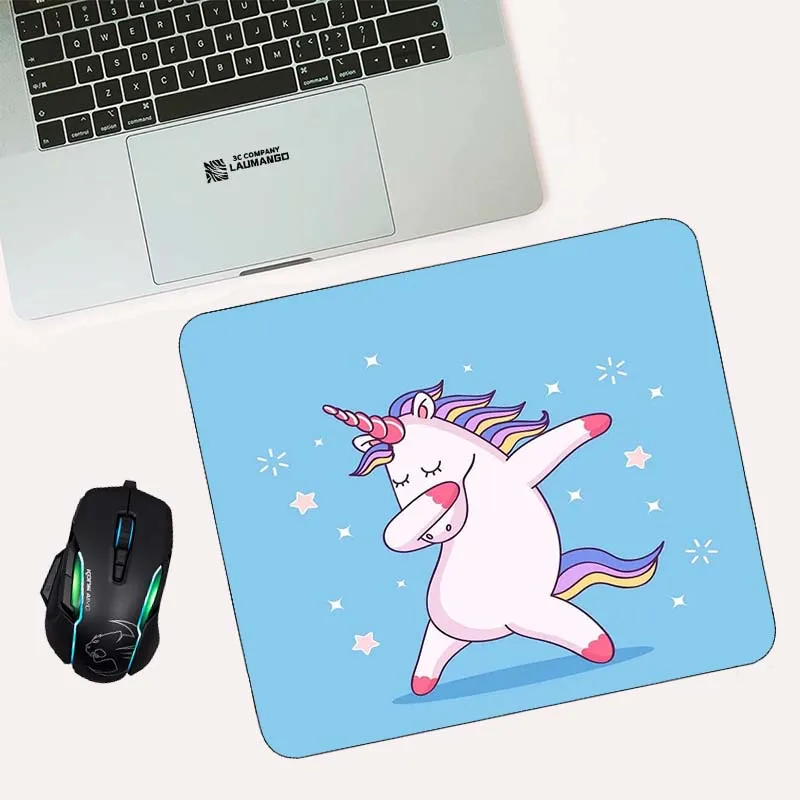 Милый мультяшный Единорог Valorant, игровой коврик для мышки с аниме, игровой ковер для шкафа, Varmilo Genshin, ударопрочный Настольный коврик, коврик д...
Милый мультяшный Единорог Valorant, игровой коврик для мышки с аниме, игровой ковер для шкафа, Varmilo Genshin, ударопрочный Настольный коврик, коврик д...