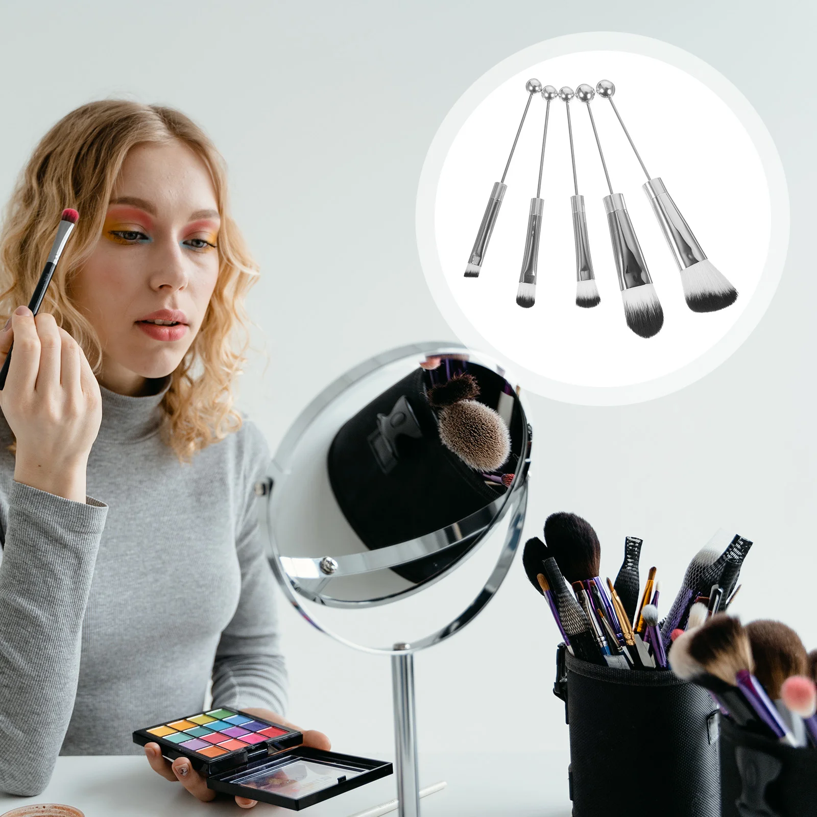 5 Pcs Eye Brushes Makeup Metal Handle Blush Loose Powder Artificial Fiber Women Shadow 
5 Pcs Eye Brushes Makeup Metal Handle Blush Loose Powder Artificial Fiber Women Shadow