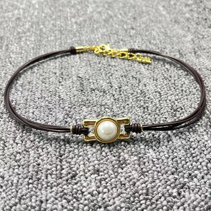 Best-selling 2023 New Delicate Fashion Electroplated 925 Silver High Quality Pearl Rope Necklace Romantic Women's Holiday Gift 
Best-selling 2023 New Delicate Fashion Electroplated 925 Silver High Quality Pearl Rope Necklace Romantic Women's Holiday Gift