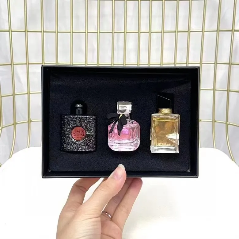 Hot Brand Perfume For Women Long lasting Atomizer Bottle Sexy Lady Original Package Parfum Antiperspirant Fragrance Parfume
Hot Brand Perfume For Women Long lasting Atomizer Bottle Sexy Lady Original Package Parfum Antiperspirant Fragrance Parfume