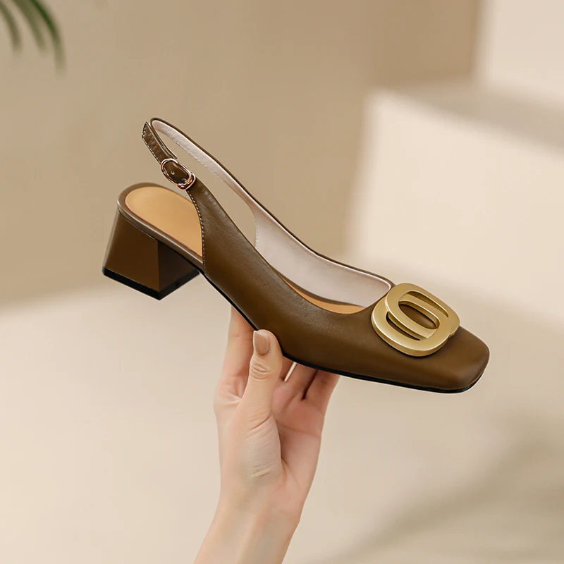 2022 summer Women's sandals natural leather 22-24.5cm cowhide upper full leather metal buckle back strap sandals for women
2022 summer Women's sandals natural leather 22-24.5cm cowhide upper full leather metal buckle back strap sandals for women