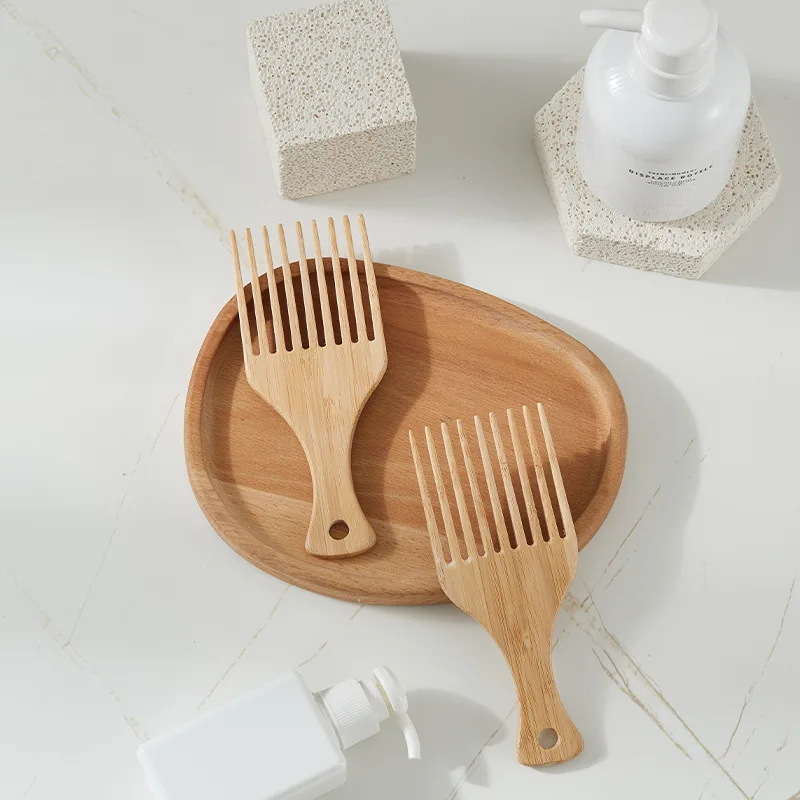 Men's Vintage Oil Comb with Large Back Head Home Wide Teeth Comb Fork Comb Texture Insertion Comb 
Men's Vintage Oil Comb with Large Back Head Home Wide Teeth Comb Fork Comb Texture Insertion Comb