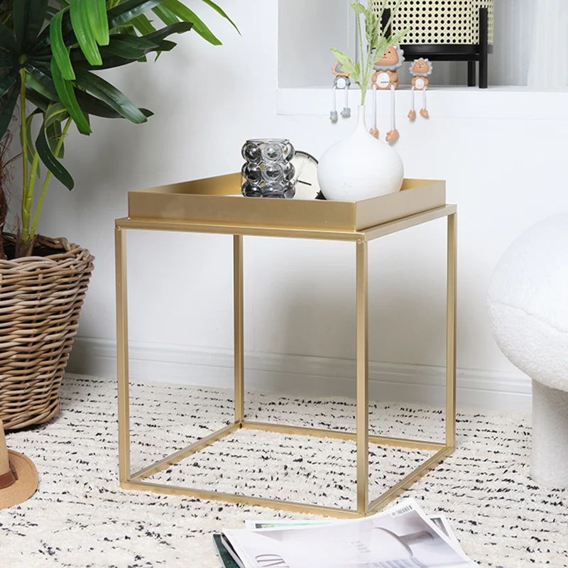 Square Metal Frame Side Table Aesthetic Modern Design Unique Minimalist Bed Table Small Gold Cheap Mesa Auxiliar Home Furniture
Square Metal Frame Side Table Aesthetic Modern Design Unique Minimalist Bed Table Small Gold Cheap Mesa Auxiliar Home Furniture