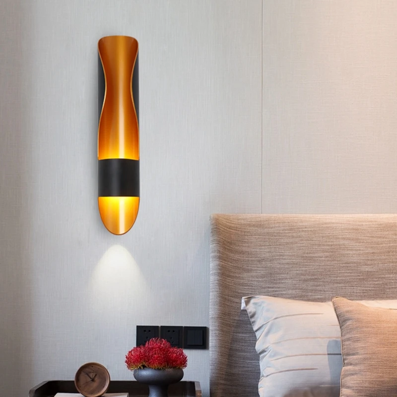 Postmodern Fashion Simple Aluminum Tube Lamp Living Room Dining Room Study Bedroom Bedside Aisle Stairs Light Luxury Wall Lamp
Postmodern Fashion Simple Aluminum Tube Lamp Living Room Dining Room Study Bedroom Bedside Aisle Stairs Light Luxury Wall Lamp
