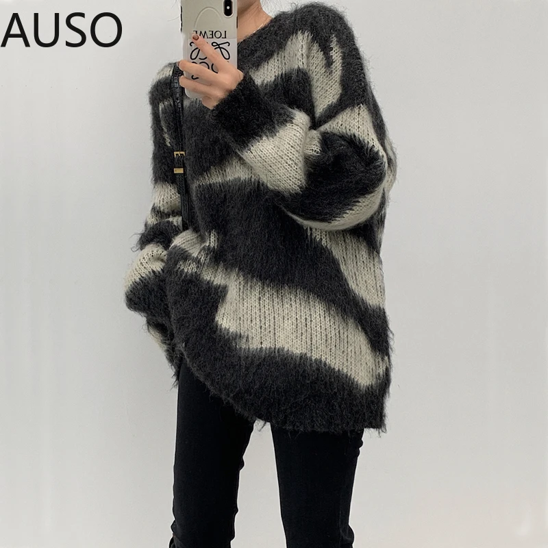 Mohair Striped Oversized Sweater Pullover Women Winter 2021 Long Loose Knitted Sweater Korean Fashion Clothing
Mohair Striped Oversized Sweater Pullover Women Winter 2021 Long Loose Knitted Sweater Korean Fashion Clothing