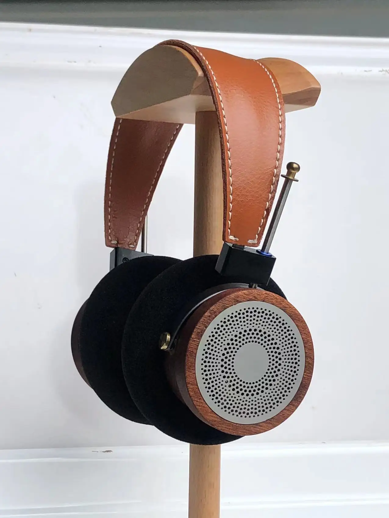 Оболочка для наушников 40 мм 50 мм 53 мм, оболочка для наушников, деревянная оболочка (без драйвера и кабеля)
Оболочка для наушников 40 мм 50 мм 53 мм, оболочка для наушников, деревянная оболочка (без драйвера и кабеля)