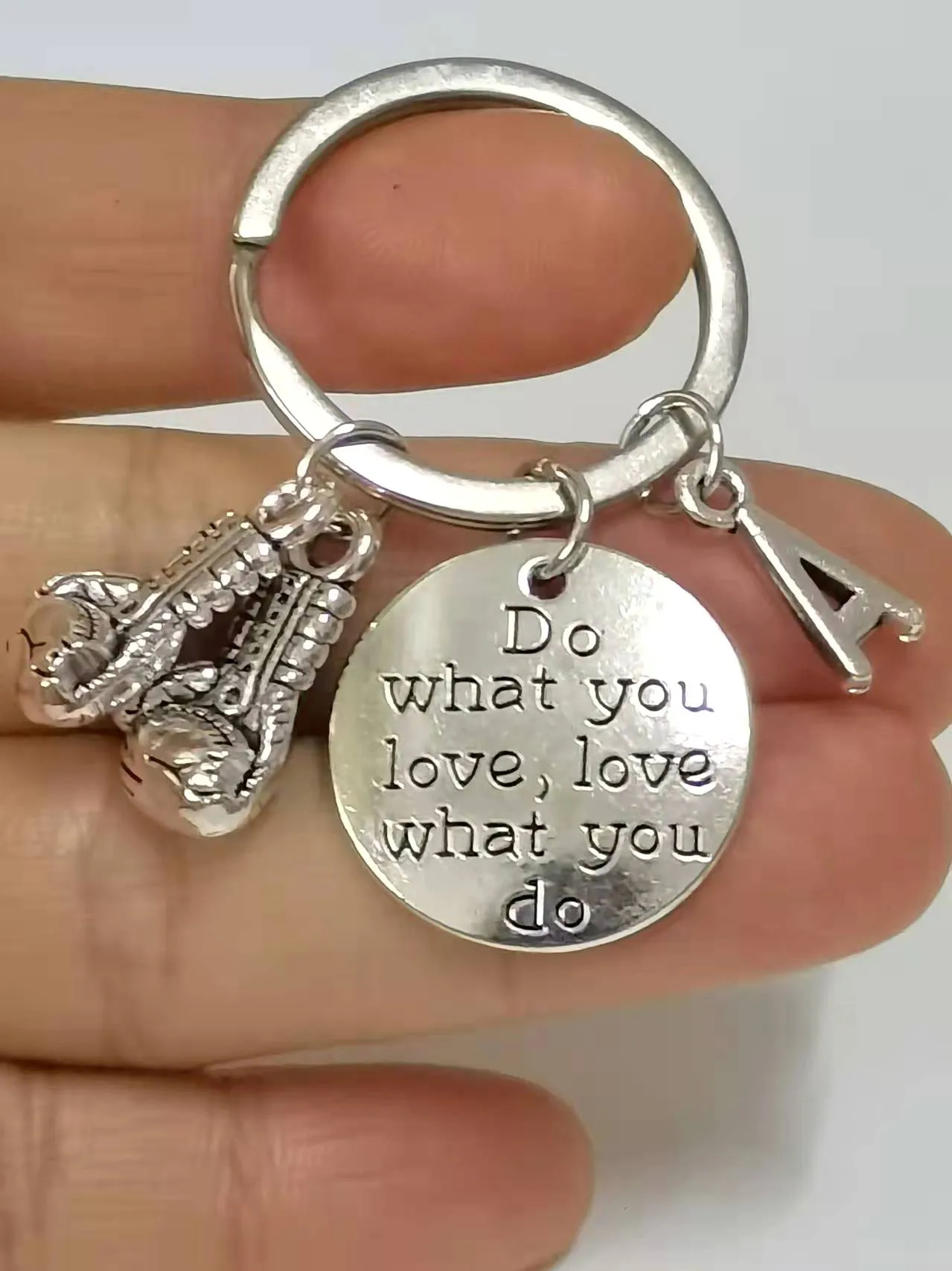 New Boxing Gloves Keychain - New Design A-Z 26 Letters Car Keychain, Best Jewelry Gift For Bag Pendant Keychain
New Boxing Gloves Keychain - New Design A-Z 26 Letters Car Keychain, Best Jewelry Gift For Bag Pendant Keychain