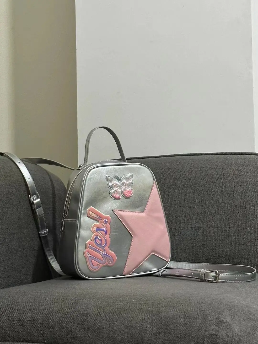 NEW Fashion Y2K Style Tote Bags For Womens Korean Style Silver Backpack PU Handbags Designer Luxury Bags For Women's 2023 Trendy
NEW Fashion Y2K Style Tote Bags For Womens Korean Style Silver Backpack PU Handbags Designer Luxury Bags For Women's 2023 Trendy