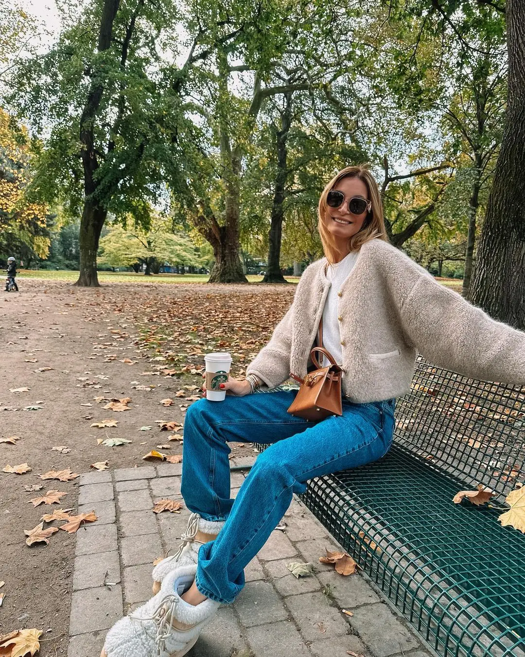 Online Influencer Cashmere Blend Winter Cardigans Fashion Knit Jacket for Women Knitwear Women Winter pull femme hiver 2023 
Online Influencer Cashmere Blend Winter Cardigans Fashion Knit Jacket for Women Knitwear Women Winter pull femme hiver 2023