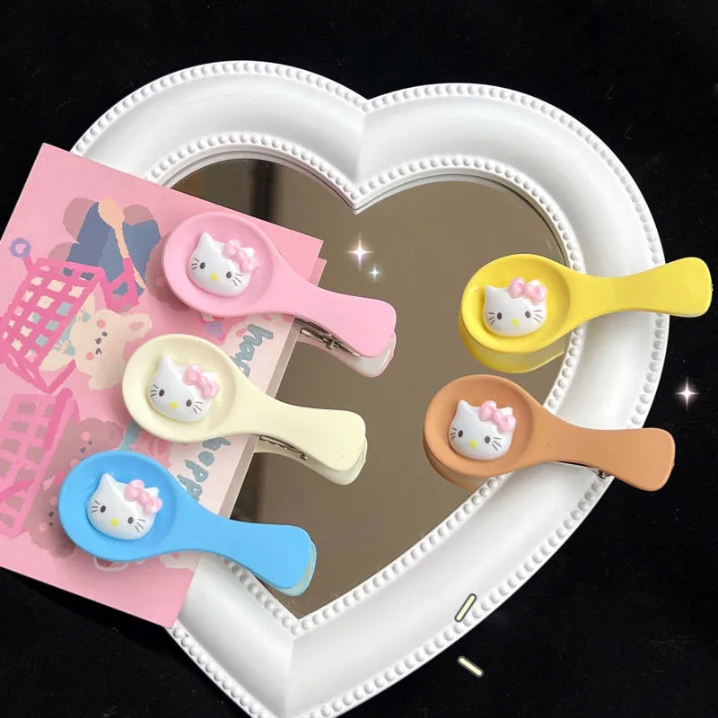 Kawaii Sanrio BB clip HelloKittys Cartoon Cute Girl Heart Spoon Shape Bangs Clip Hair Accessories Beauty Headwear Gift for Girls
Kawaii Sanrio BB clip HelloKittys Cartoon Cute Girl Heart Spoon Shape Bangs Clip Hair Accessories Beauty Headwear Gift for Girls