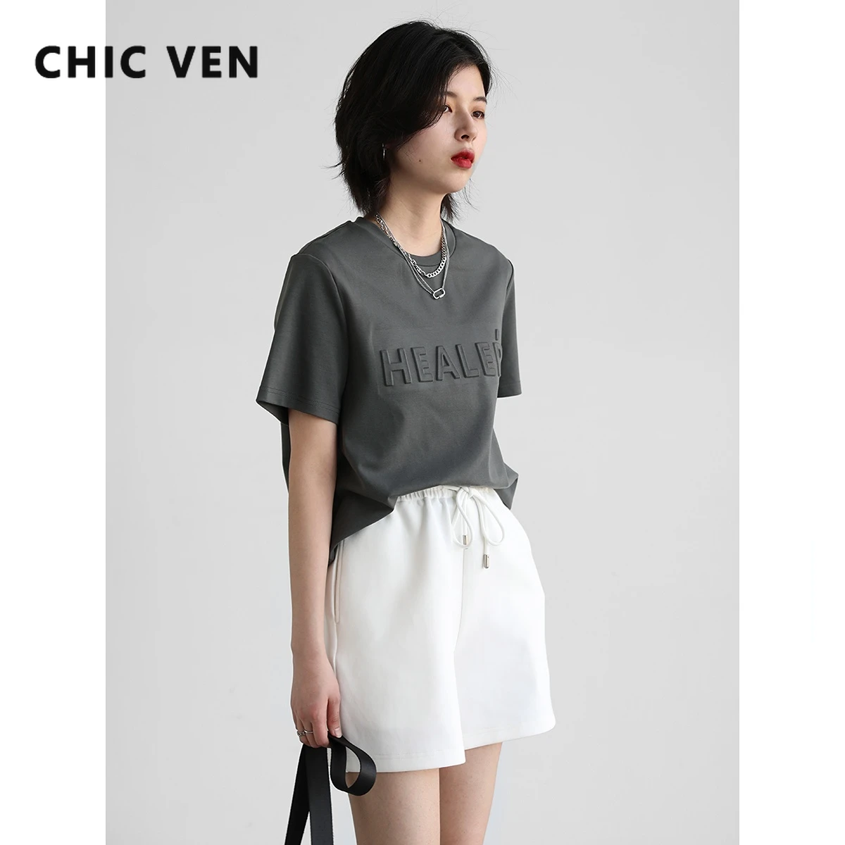 CHIC VEN New Women's Tees Casual 3D Print Letters Round Neck Short Sleeve T-shirt Women Tops T shirts Office Lady Summer 2022
CHIC VEN New Women's Tees Casual 3D Print Letters Round Neck Short Sleeve T-shirt Women Tops T shirts Office Lady Summer 2022