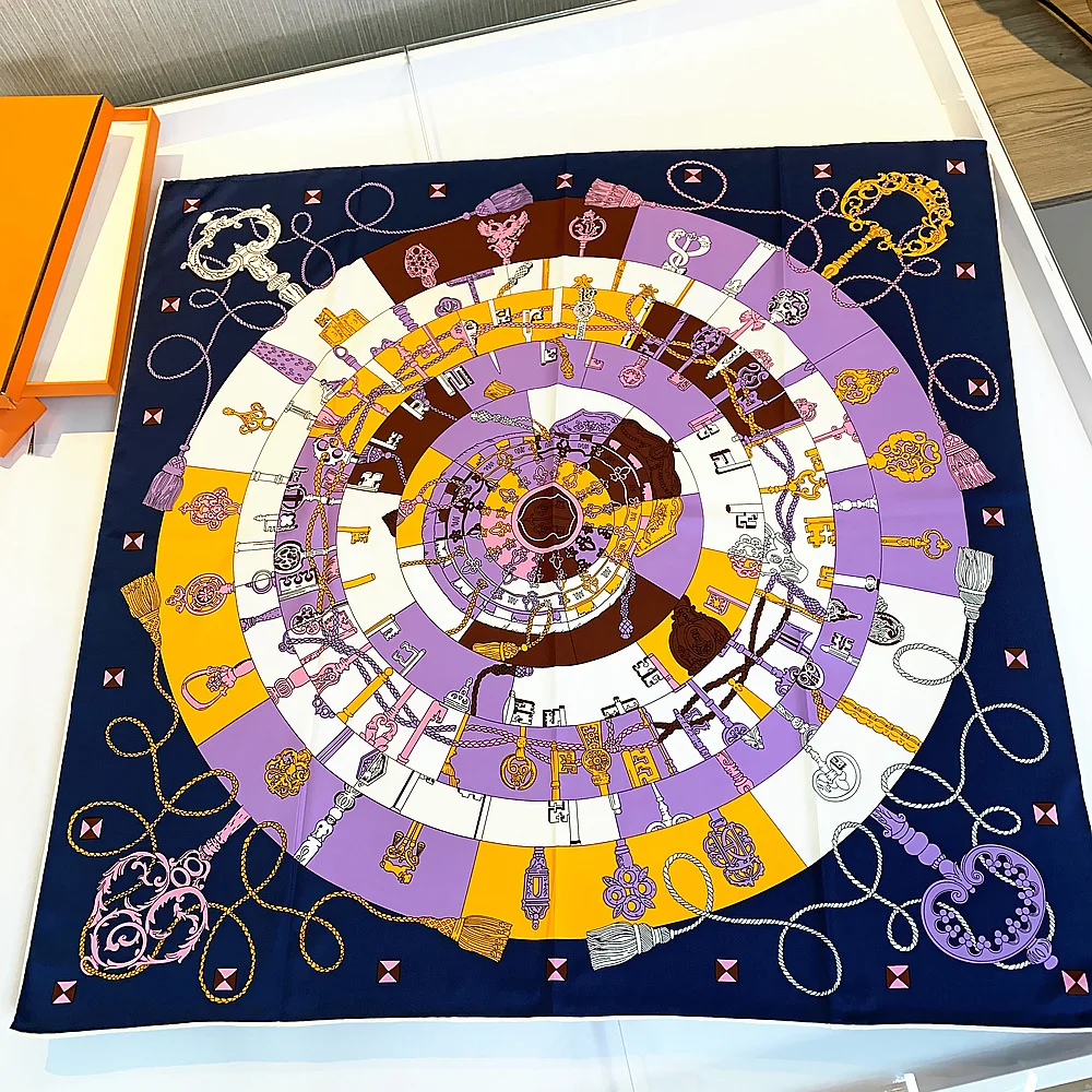 Дизайнерский брендовый роскошный женский квадратный саржевый шарф 90 см * 90 см с кисточками и принтом скипетр, тюрбан, шаль, богемные пляжные полотенца, шарфы
Дизайнерский брендовый роскошный женский квадратный саржевый шарф 90 см * 90 см с кисточками и принтом скипетр, тюрбан, шаль, богемные пляжные полотенца, шарфы