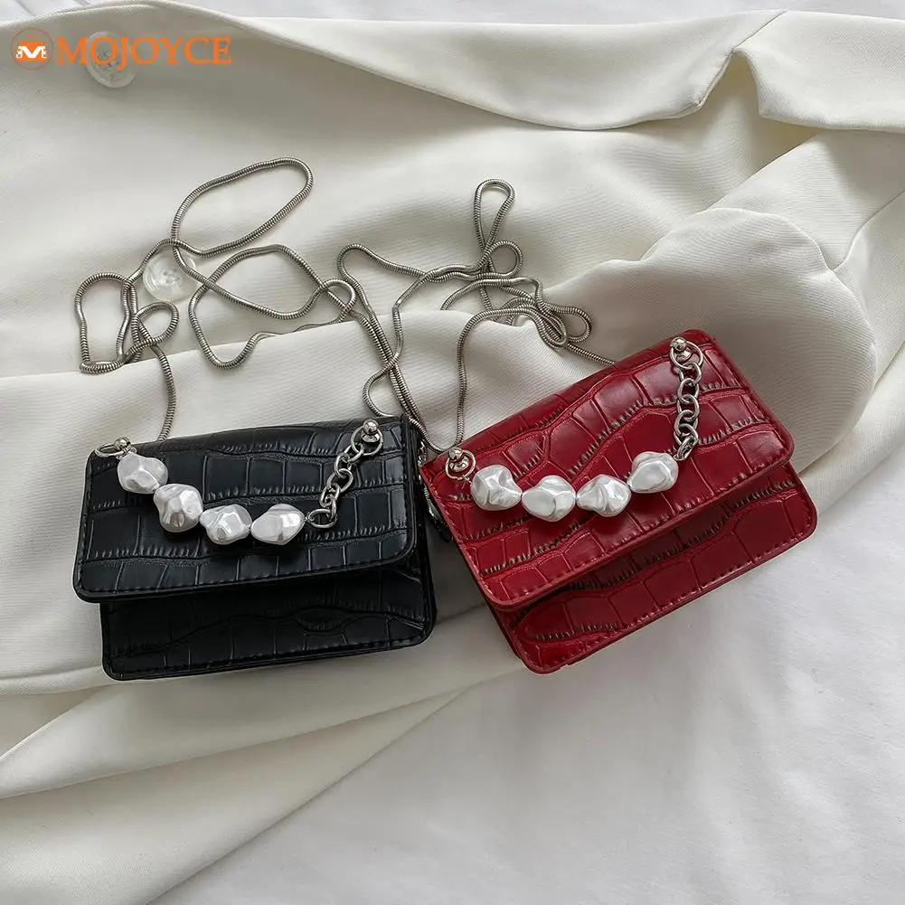 Модная женская сумка через плечо из искусственной кожи с ремешком на цепочке
Модная женская сумка через плечо из искусственной кожи с ремешком на цепочке