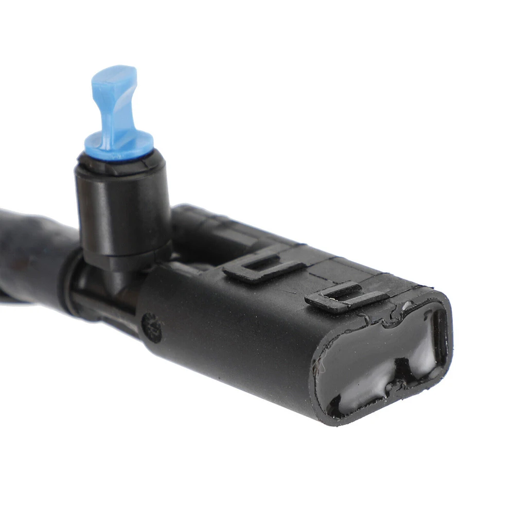 1pc Car Windshield Washer Nozzle Assembly Heated Black Front Windscreen Wipers For Mercedes ClA250 2014-2018 1768600192
1pc Car Windshield Washer Nozzle Assembly Heated Black Front Windscreen Wipers For Mercedes ClA250 2014-2018 1768600192