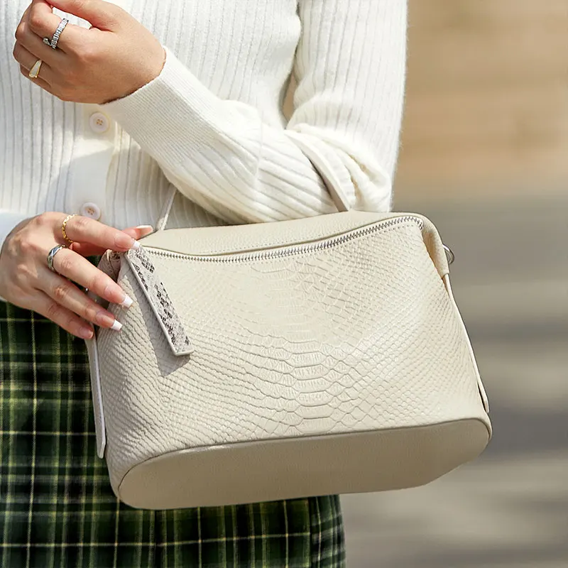 ZOOLER Brand Women's Cow Leather bags Shoulder bag designer Luxury Ladies Tote Bags Large Capacity Rice Handbag New 2022#YC213
ZOOLER Brand Women's Cow Leather bags Shoulder bag designer Luxury Ladies Tote Bags Large Capacity Rice Handbag New 2022#YC213