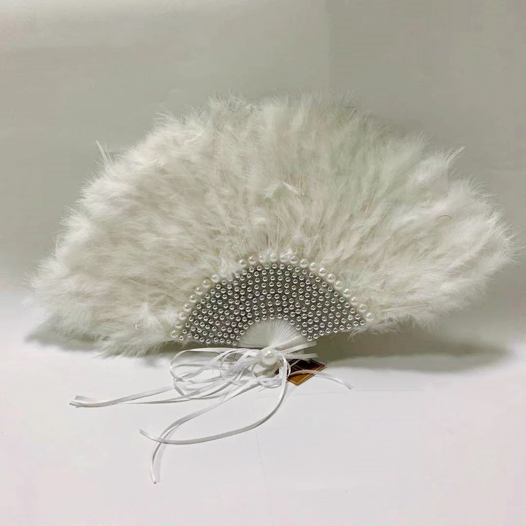 Custom Color Wedding Feather Hand Fan Handmade Bride Hand Held Photo Props Wedding Hand Held Fan Party Favors Abanicos De Mano 
Custom Color Wedding Feather Hand Fan Handmade Bride Hand Held Photo Props Wedding Hand Held Fan Party Favors Abanicos De Mano