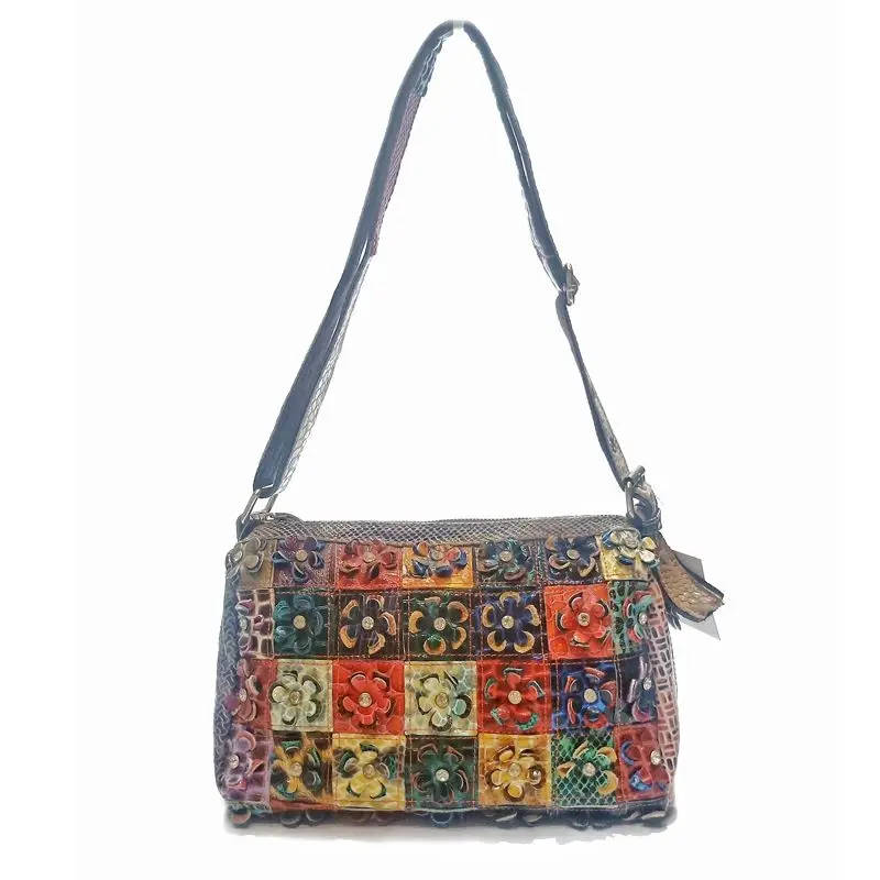 Snake Top Layer Cowhide Flower Splicing Shoulder Bag 2022 High Quality Luxury Brand Handbag Fashion Leisure Women Messenger Bag
Snake Top Layer Cowhide Flower Splicing Shoulder Bag 2022 High Quality Luxury Brand Handbag Fashion Leisure Women Messenger Bag