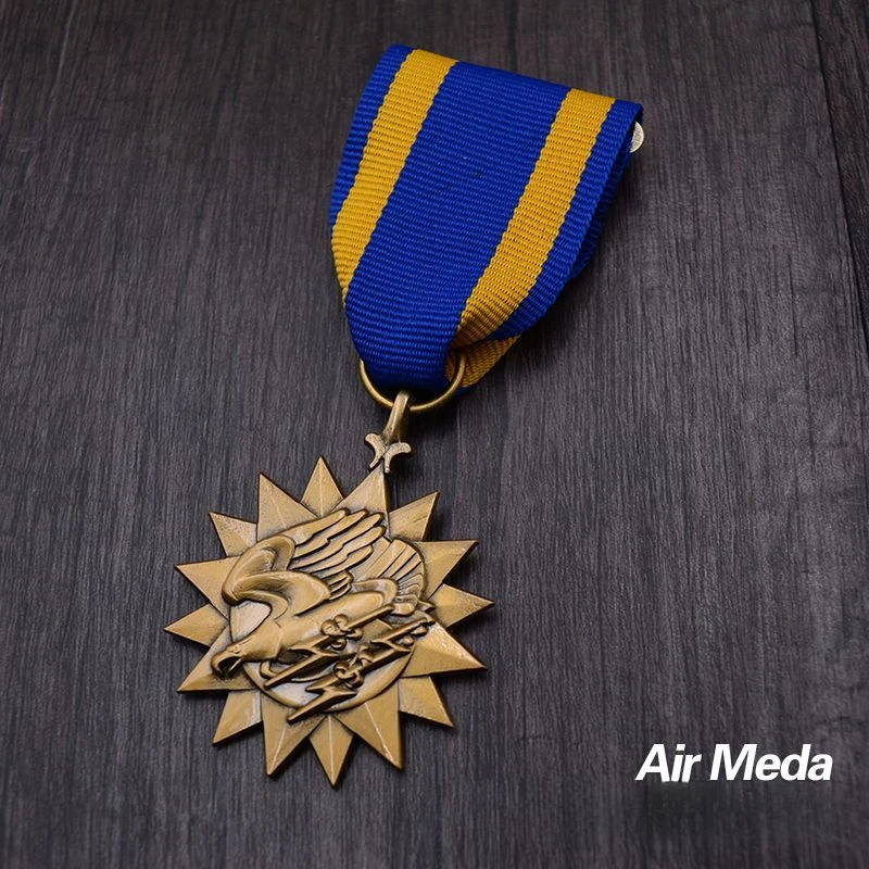 Реплика медали ВВС США Flying Tigers Air Force Hero
Реплика медали ВВС США Flying Tigers Air Force Hero