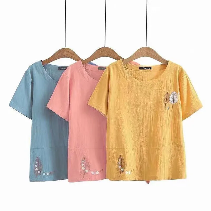 Fdfklak Breathable Cotton Linen Summer New Literary Short Sleeved T-shirt Women Embroidered Large Size Female Stitching Wild Top
Fdfklak Breathable Cotton Linen Summer New Literary Short Sleeved T-shirt Women Embroidered Large Size Female Stitching Wild Top