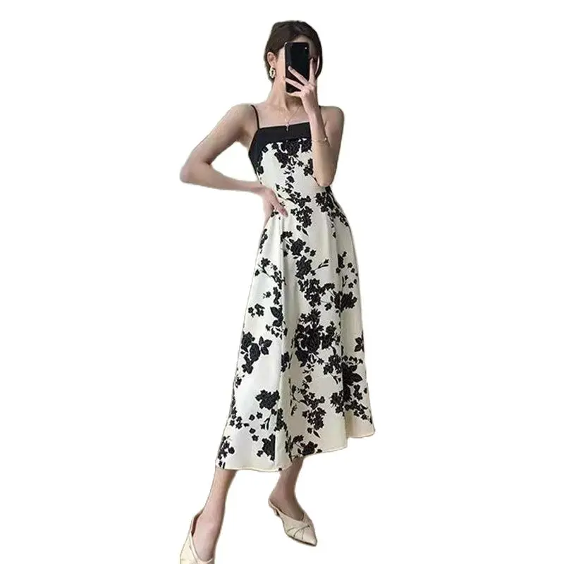 Женское шифоновое платье-трапеция с цветочным принтом, свободного покроя
Женское шифоновое платье-трапеция с цветочным принтом, свободного покроя