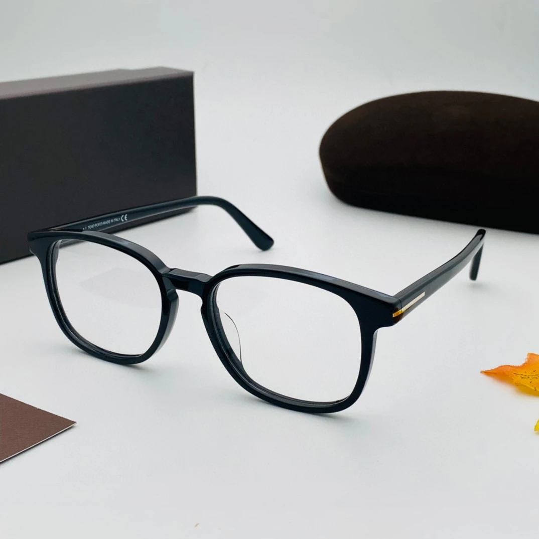 Optical Eyeglasses For Men Women Retro 5797 Style Anti-Blue Glasses Light Lens Plate Full Frame With Box
Optical Eyeglasses For Men Women Retro 5797 Style Anti-Blue Glasses Light Lens Plate Full Frame With Box