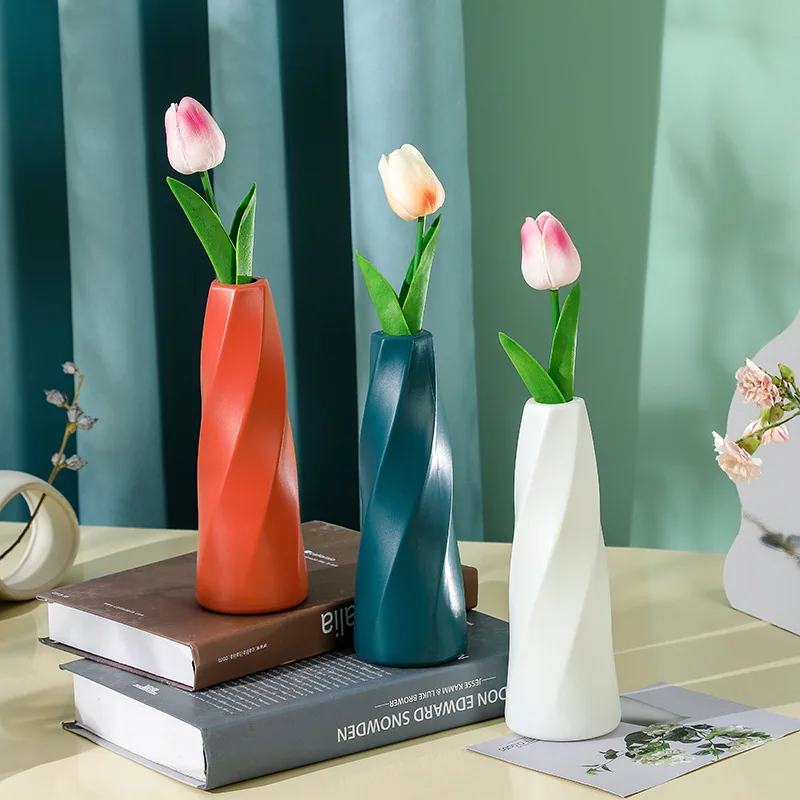 Plastic Flower Vase Decoration Home Green Vase Imitation Ceramic Flower Pot Flower Basket Nordic Decoration Vases
Plastic Flower Vase Decoration Home Green Vase Imitation Ceramic Flower Pot Flower Basket Nordic Decoration Vases