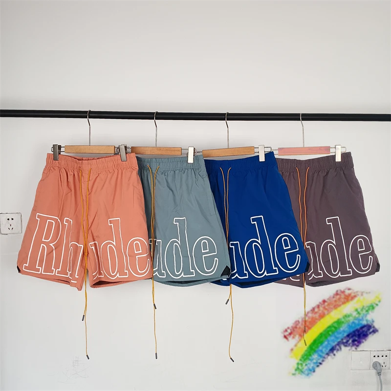 Шорты с большим логотипом ревеня для мужчин и женщин, штаны из сетчатой ткани с кулиской, внутренняя отделка, 1:1
Шорты с большим логотипом ревеня для мужчин и женщин, штаны из сетчатой ткани с кулиской, внутренняя отделка, 1:1