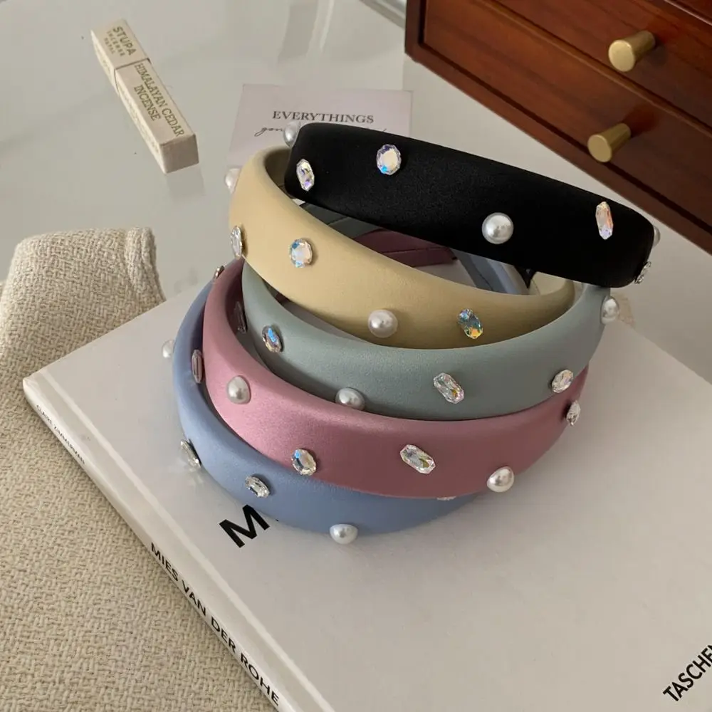 Women Headwear Delicate Simple Headdress Pearl Hairband Hair Accessories Korean Style Handmade Headband Diamond Hair Hoop
Women Headwear Delicate Simple Headdress Pearl Hairband Hair Accessories Korean Style Handmade Headband Diamond Hair Hoop