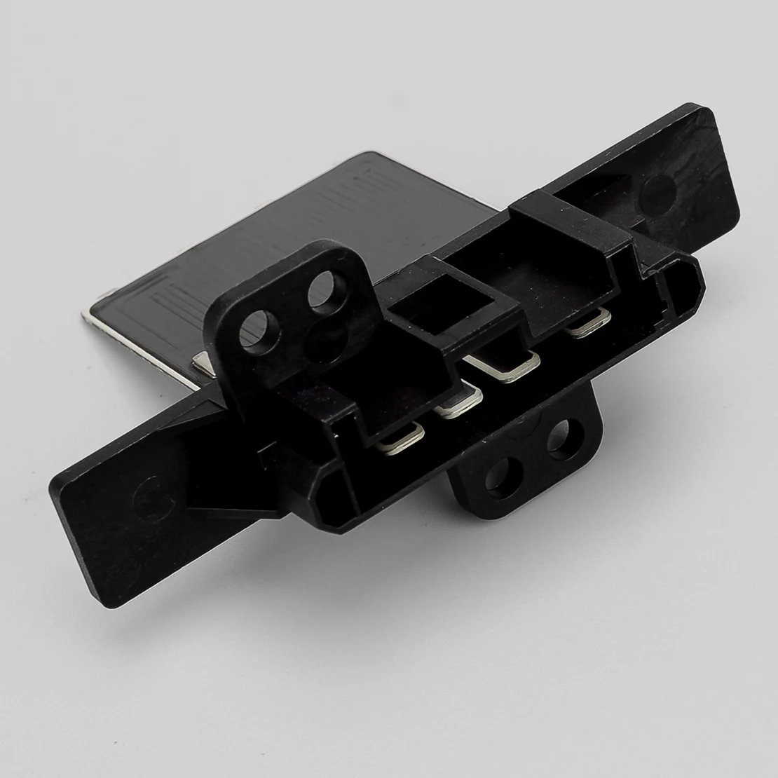 Вентилятор нагрева двигателя резистор с вентилятором 271503S810, подходит для Nissan Pulsar N15 Navara D22 1997 1998 1999 2000
Вентилятор нагрева двигателя резистор с вентилятором 271503S810, подходит для Nissan Pulsar N15 Navara D22 1997 1998 1999 2000