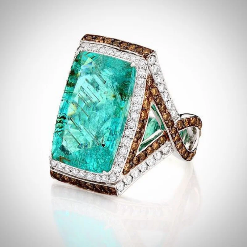 New Trend Retro Luxurious Inlaid Green Zircon Ring Fashion Trend for Women Ring Temperament Party Jewelry Accessories Gift 
New Trend Retro Luxurious Inlaid Green Zircon Ring Fashion Trend for Women Ring Temperament Party Jewelry Accessories Gift