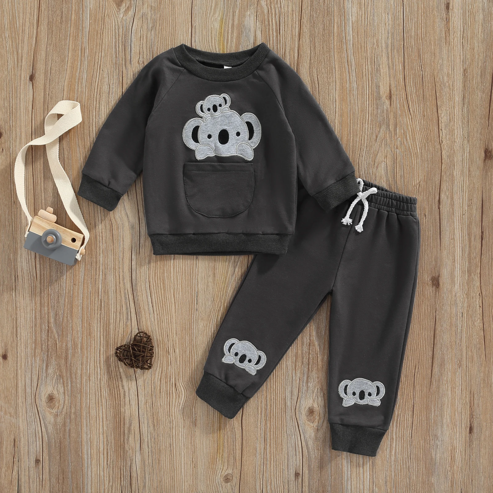 TR New Autumn Kids Boys Girls Pants Suit Long Sleeve Embroidery Pullovers + Pants Spring Fall Clothes
TR New Autumn Kids Boys Girls Pants Suit Long Sleeve Embroidery Pullovers + Pants Spring Fall Clothes
