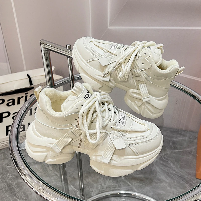 Женские кроссовки на массивной платформе, модная обувь на вулканизированной подошве, Кожаные сникерсы на танкетке для девушек, весна 
Женские кроссовки на массивной платформе, модная обувь на вулканизированной подошве, Кожаные сникерсы на танкетке для девушек, весна