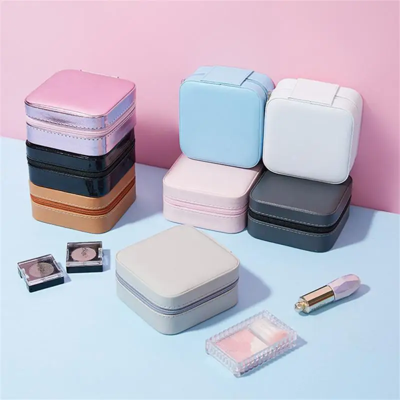 Portable Jewelry Box For Earrings Necklace Ring Jewelry Organizer Display PU Leather Case Joyeros Organizador De Joyas Gift
Portable Jewelry Box For Earrings Necklace Ring Jewelry Organizer Display PU Leather Case Joyeros Organizador De Joyas Gift