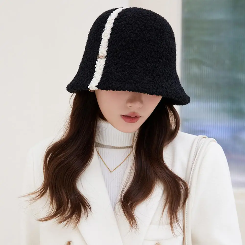 Fisherman Hat Stylish Women's Winter Bucket Hat Thick Color Matching Windproof Sun Uv Protection Cold Resistance for Outdoor
Fisherman Hat Stylish Women's Winter Bucket Hat Thick Color Matching Windproof Sun Uv Protection Cold Resistance for Outdoor