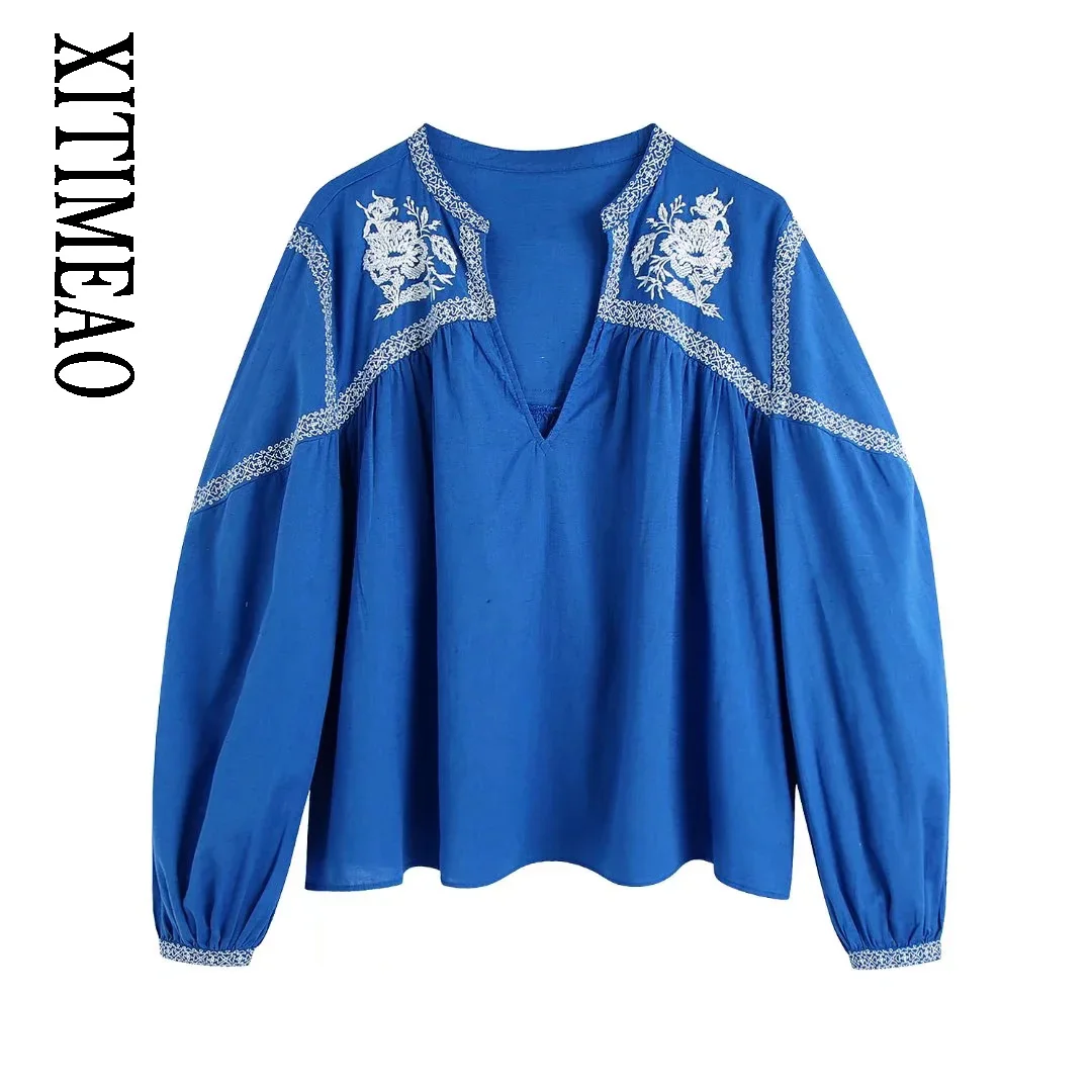 XITIMEAO Women Fashion Contrast Embroidery Loose Blouses Vintage V Neck Long Sleeve Female Shirts Blusas Chic Tops
XITIMEAO Women Fashion Contrast Embroidery Loose Blouses Vintage V Neck Long Sleeve Female Shirts Blusas Chic Tops
