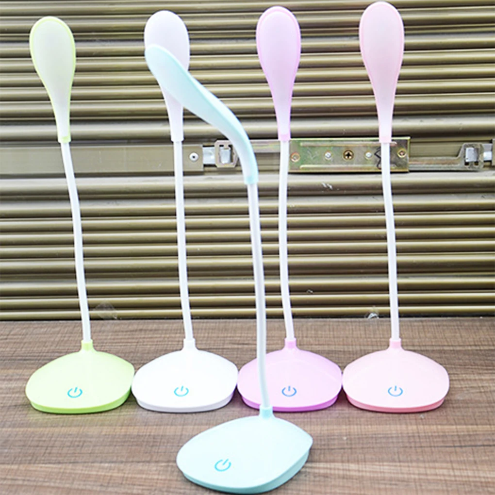 Регулируемая приглушаемая настольная лампа для чтения с USB-зарядкой
Регулируемая приглушаемая настольная лампа для чтения с USB-зарядкой