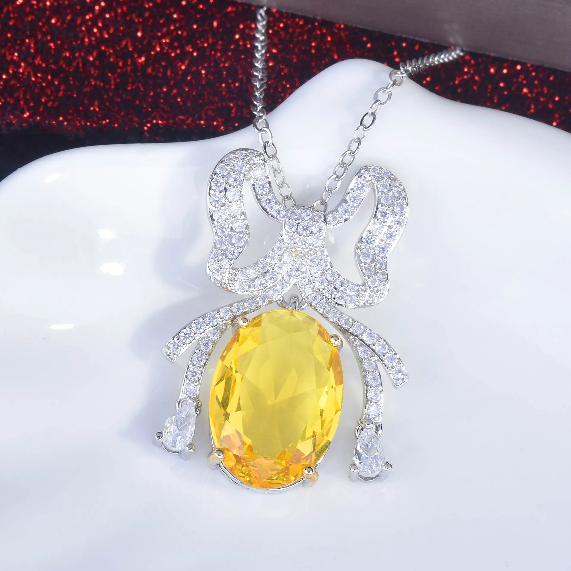New Original Female Necklace Dove Egg Butterfly Necklace Inlaid High Carbon Diamond Shining Luxury Jewelry Gift Holiday Party
New Original Female Necklace Dove Egg Butterfly Necklace Inlaid High Carbon Diamond Shining Luxury Jewelry Gift Holiday Party