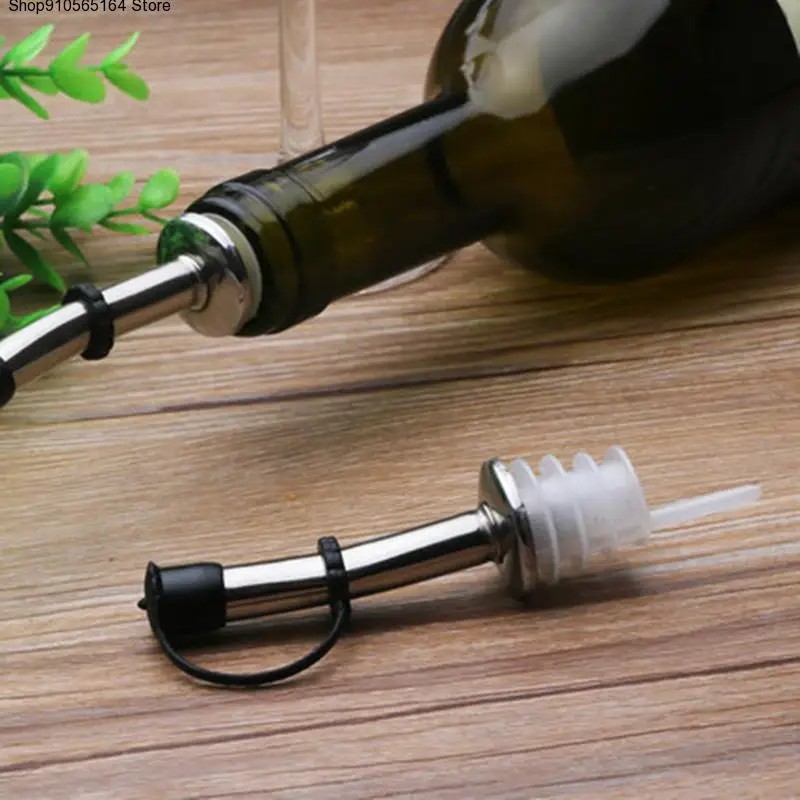 3pcs Stainless steel wine stopper Bottle Pourer Nozzle Olive Oil wine Dispenser Mouth Levert for whisky Cocktail Bar Accessories
3pcs Stainless steel wine stopper Bottle Pourer Nozzle Olive Oil wine Dispenser Mouth Levert for whisky Cocktail Bar Accessories
