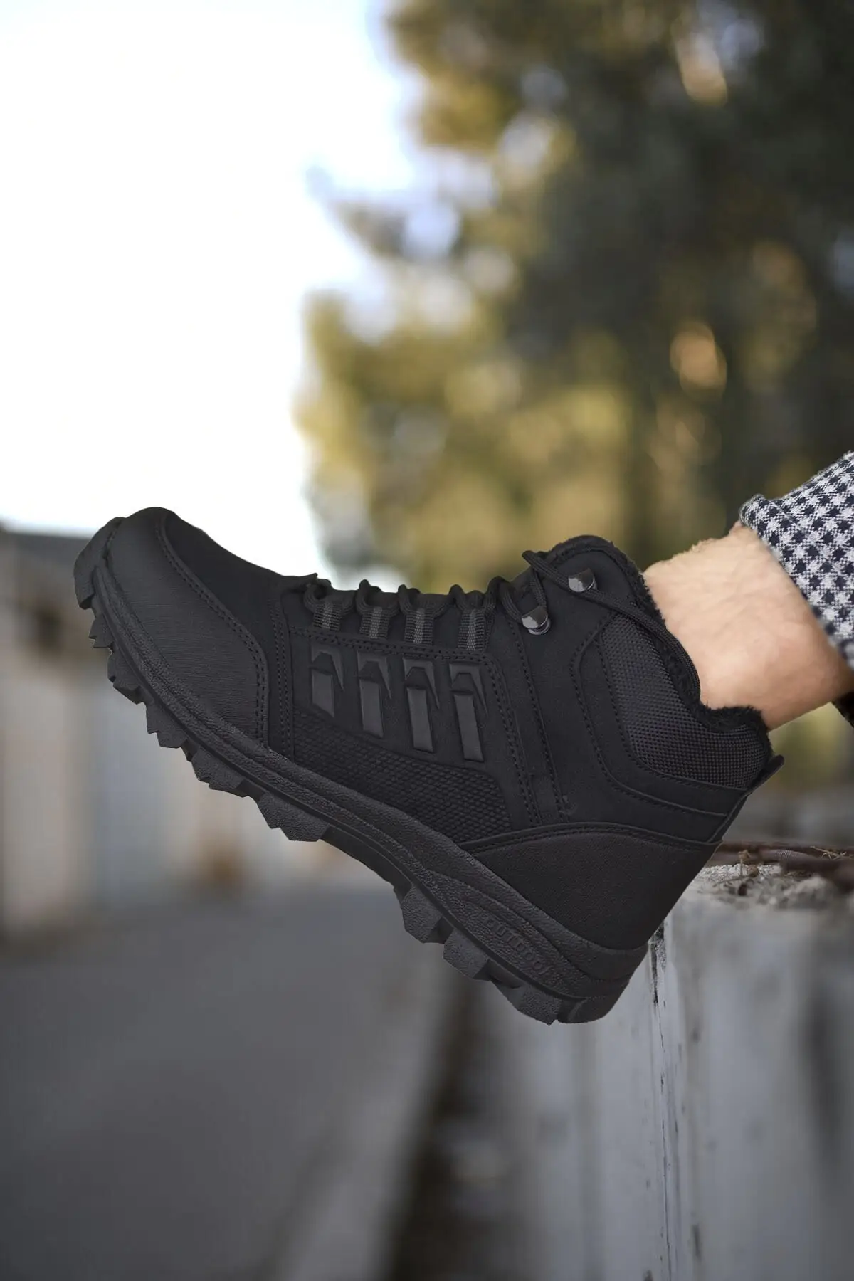 Men Boots Black Color Furry Model Cold Resistant Stylish Orthopedic Laced Rubber Sole Ankle Outdoor Made in Turkey Winter 2021
Men Boots Black Color Furry Model Cold Resistant Stylish Orthopedic Laced Rubber Sole Ankle Outdoor Made in Turkey Winter 2021