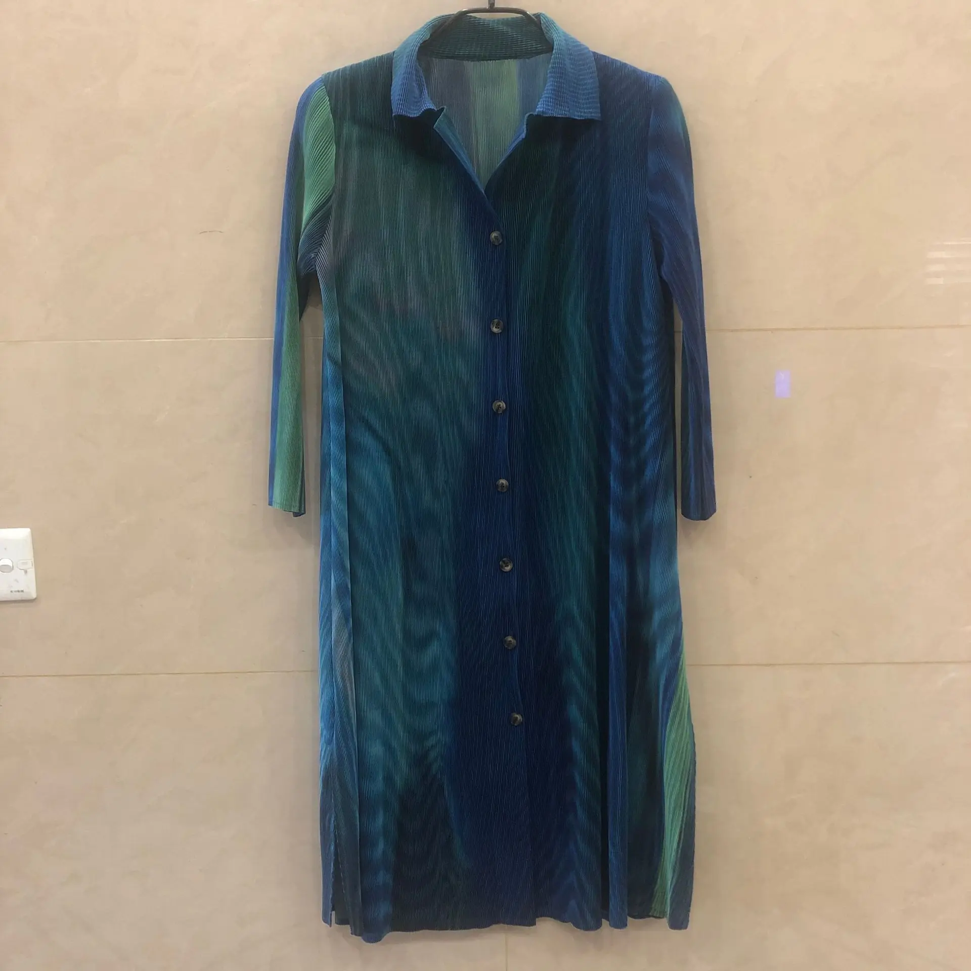 Осенний костюм из двух предметов с принтом в виде морщин, свободный костюм в стиле Харадзюку с брюками, закрывающими мясо 
Осенний костюм из двух предметов с принтом в виде морщин, свободный костюм в стиле Харадзюку с брюками, закрывающими мясо