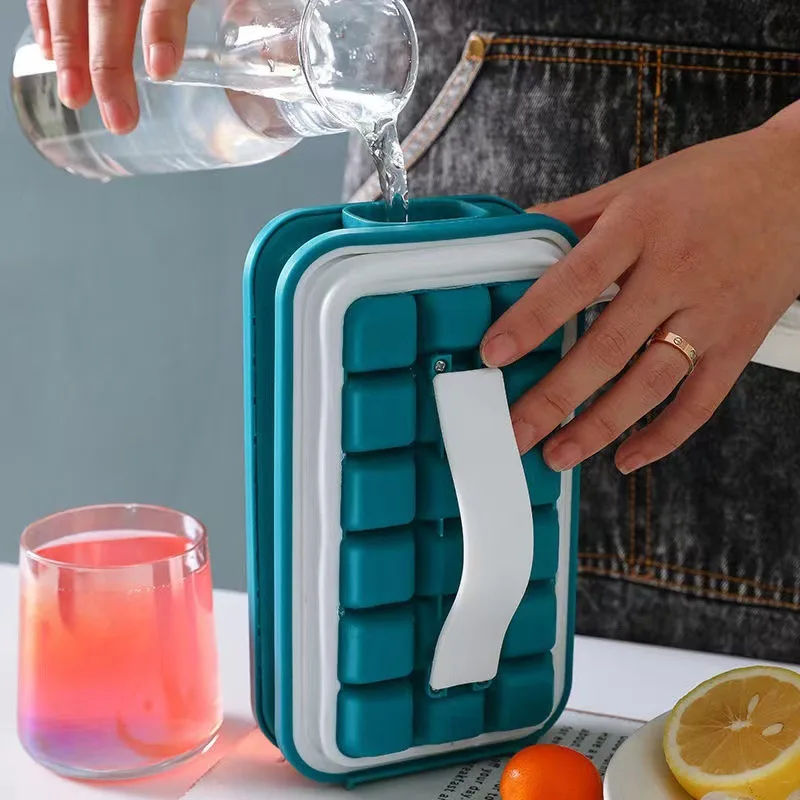 Ice Cube Tray Folding Ice Maker Silicone Mold 18-cell Bar Accessories Quick-freezing Artifact Water Bottle Kitchen Tools
Ice Cube Tray Folding Ice Maker Silicone Mold 18-cell Bar Accessories Quick-freezing Artifact Water Bottle Kitchen Tools