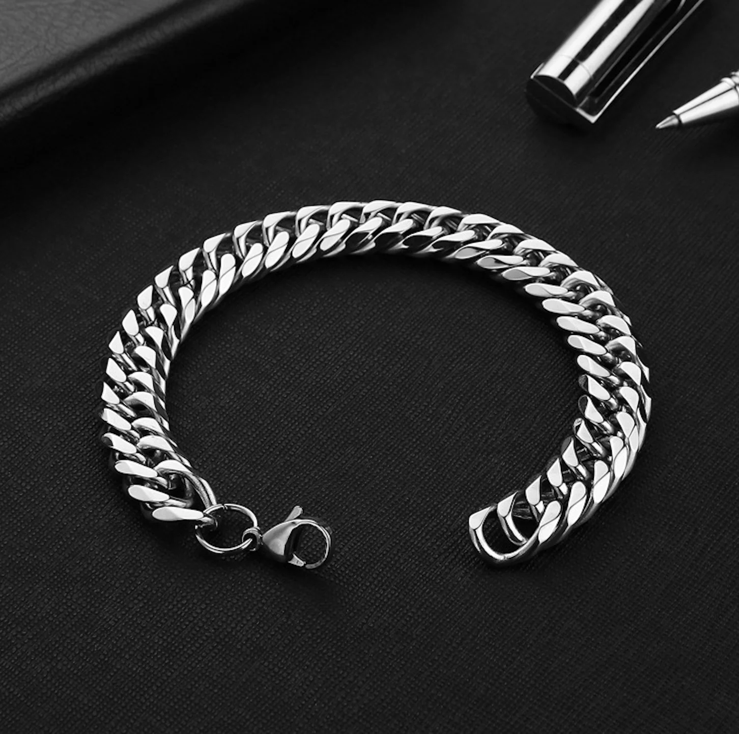 Gothic jewelry titanium steel bracelet men thick wide flat men's bracelet domineering trendy business accessories bracelet
Gothic jewelry titanium steel bracelet men thick wide flat men's bracelet domineering trendy business accessories bracelet