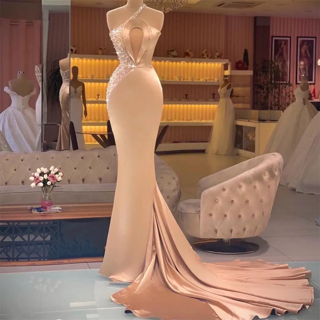 2022 New Mermaid Evening Dresses Sleeveless Beading Sequined Prom Gowns Runway Slim Sexy Party Celebrity Dress
2022 New Mermaid Evening Dresses Sleeveless Beading Sequined Prom Gowns Runway Slim Sexy Party Celebrity Dress