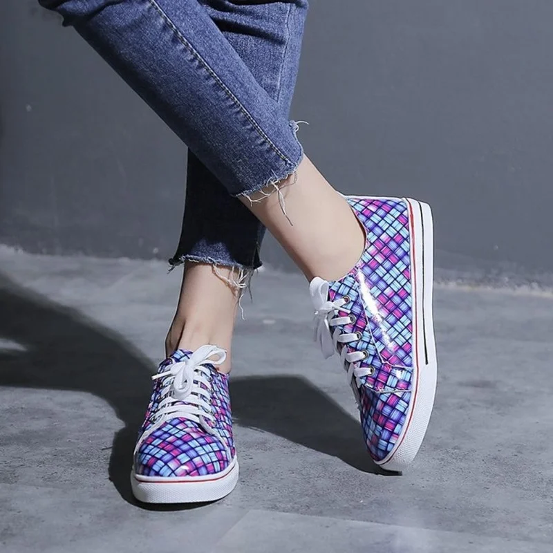 Women Vulcanized Shoes Women Sneakers 2022 New Trend Painted Women Shoes Sports Casual Shoes Valentine Shoes White Shoes Size 43
Women Vulcanized Shoes Women Sneakers 2022 New Trend Painted Women Shoes Sports Casual Shoes Valentine Shoes White Shoes Size 43
