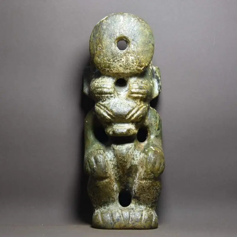 Hongshan Culture Antique Xiuyu Old Object Sun God Carved Statues Collection Ornaments Home Decor Desk Decoration
Hongshan Culture Antique Xiuyu Old Object Sun God Carved Statues Collection Ornaments Home Decor Desk Decoration